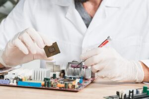 Semiconductor engineer testing integrated circuit components